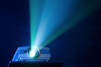 Projector beam